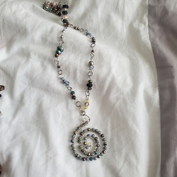 Spiraling into whimsy - Picture 3 of 7